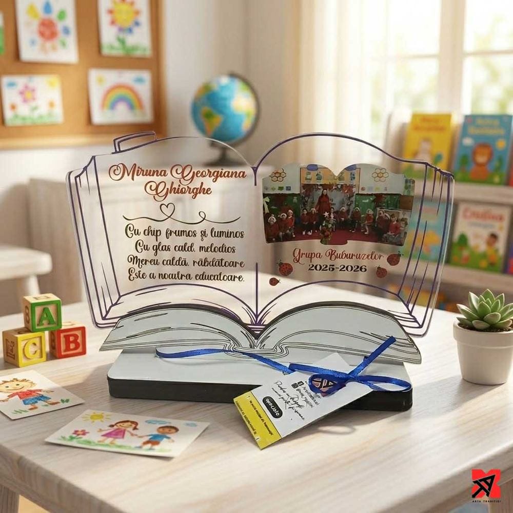 Trofeu-carte-cu-poza-educatoare-fluturi-chip-frumos-si-luminos-buburuze